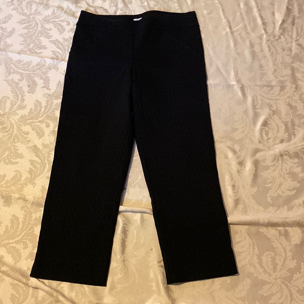 Margaret M Slimming pants.